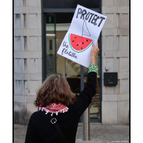 2025-10-02 - Namur : rassemblement contre l'interception de la Global Sumud Flotilla