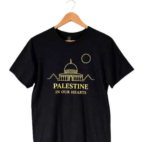 T-shirt 1 - Palestine in our Hearts - Black, short sleeves